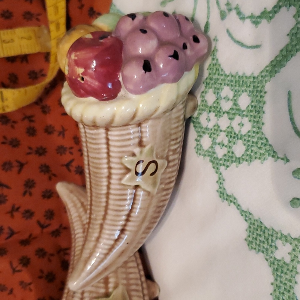 Vintage Tilso hand painted Salt and pepper cornucopia